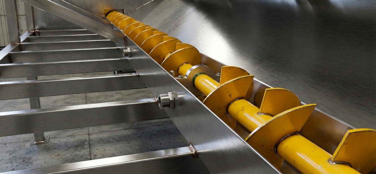 Tornillo sinfín en acero inoxidable amarillo